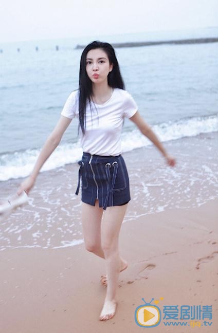 侯晴子梓海边写真 侯晴子梓高清写真_侯晴子梓高清剧照