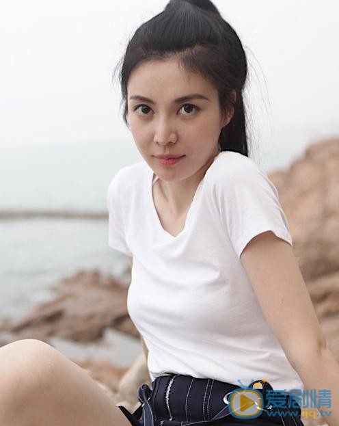 侯晴子梓海边写真 侯晴子梓高清写真_侯晴子梓高清剧照