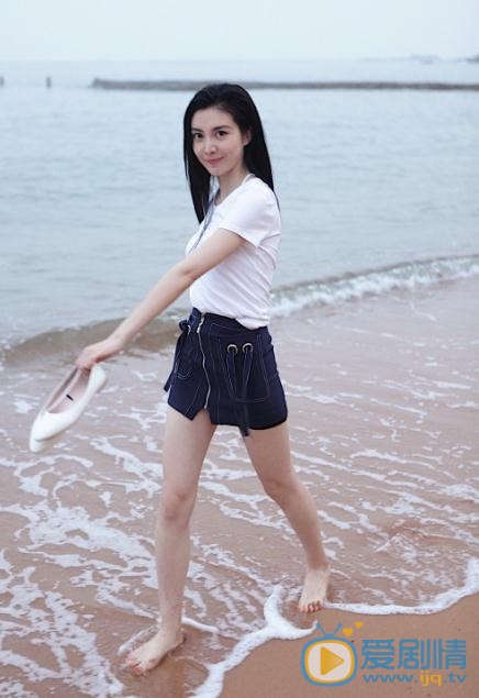 侯晴子梓海边写真 侯晴子梓高清写真_侯晴子梓高清剧照