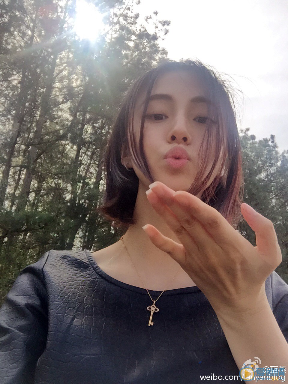 蓝心妍卖萌照 蓝心妍高清写真_蓝心妍高清剧照
