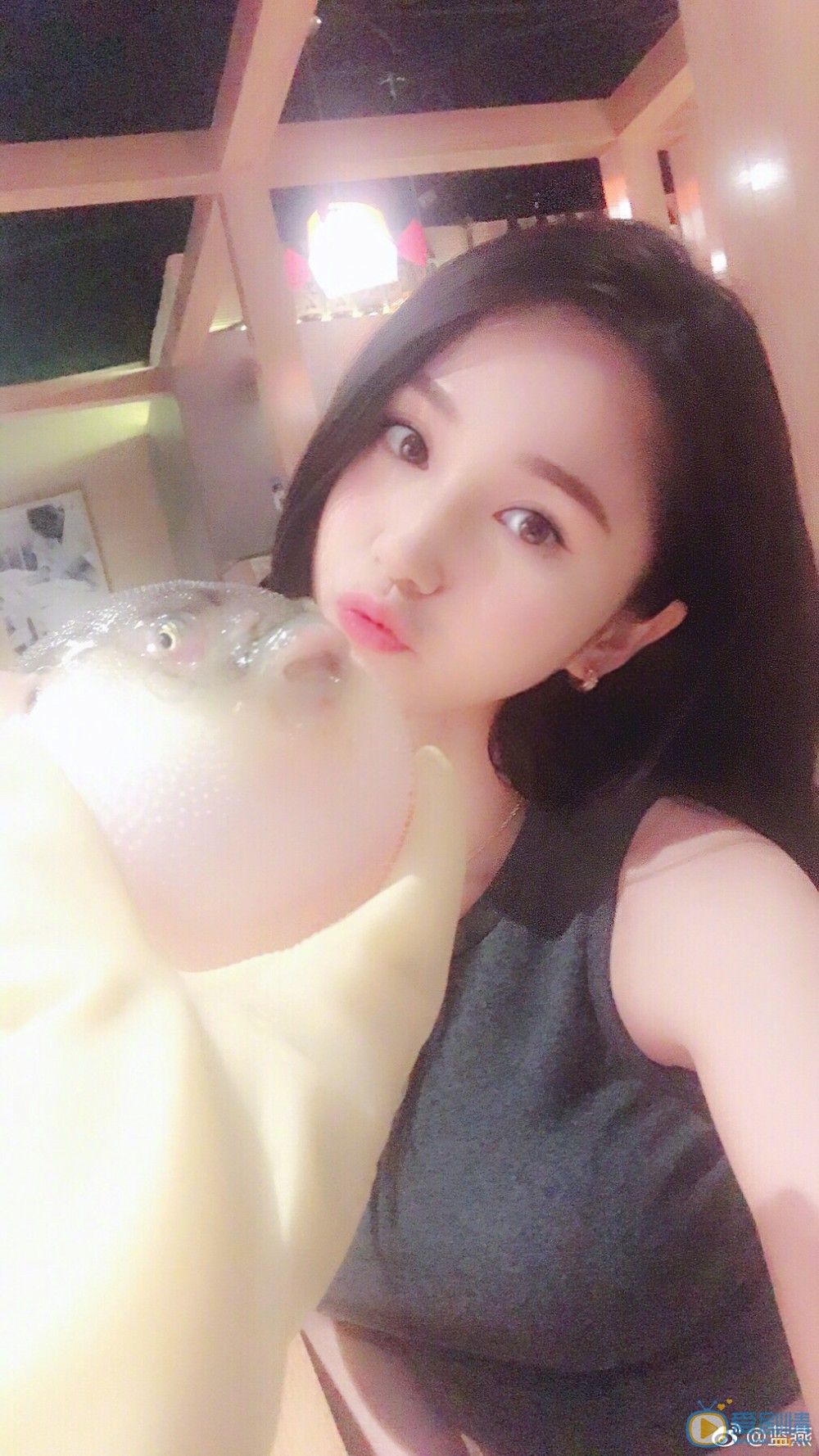 蓝心妍卖萌照 蓝心妍高清写真_蓝心妍高清剧照