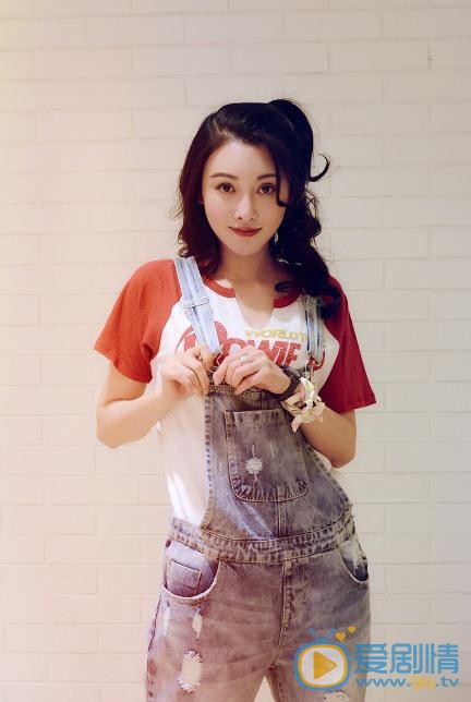 管乐街拍写真 管乐高清写真_管乐高清剧照