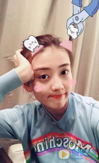 梁洁可爱照 梁洁高清写真_梁洁高清剧照