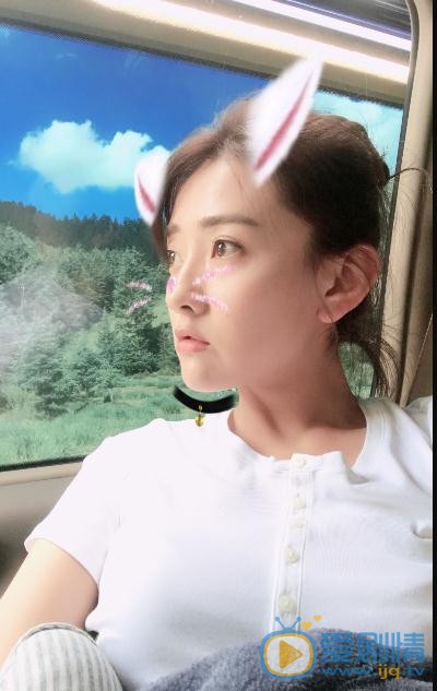梁洁可爱照 梁洁高清写真_梁洁高清剧照