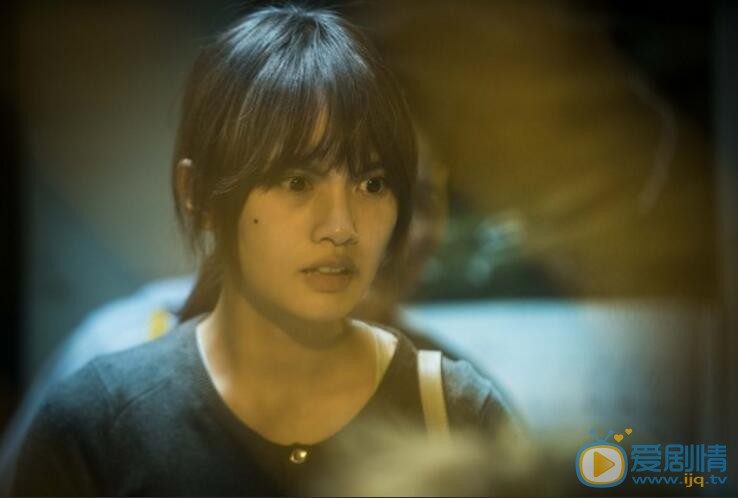 杨丞琳《红衣小女孩》剧照 杨丞琳高清写真_杨丞琳高清剧照