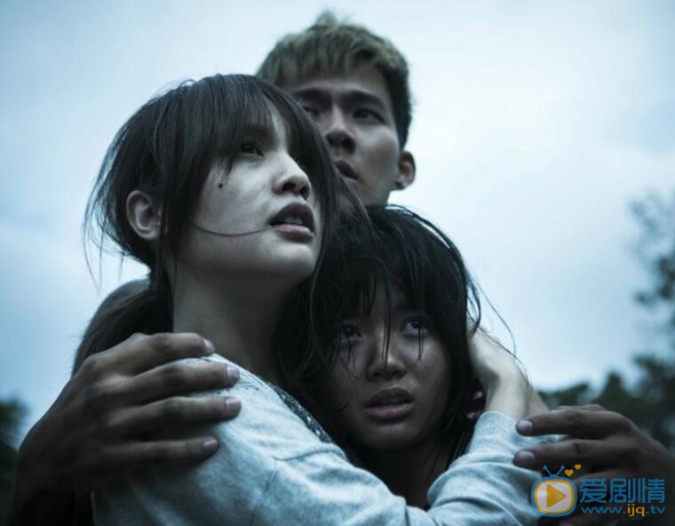 杨丞琳《红衣小女孩》剧照 杨丞琳高清写真_杨丞琳高清剧照