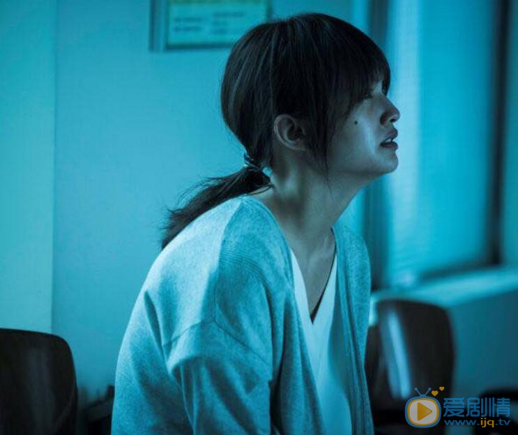 杨丞琳《红衣小女孩》剧照 杨丞琳高清写真_杨丞琳高清剧照