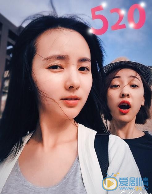 袁晓旭与人合照 袁晓旭高清写真_袁晓旭高清剧照