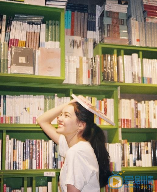 李诗颖甜美写真 李诗颖高清写真_李诗颖高清剧照