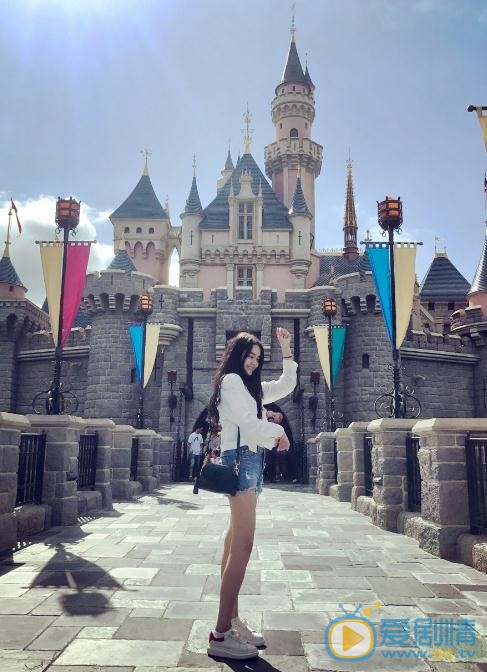 李诗颖生活照 李诗颖高清写真_李诗颖高清剧照