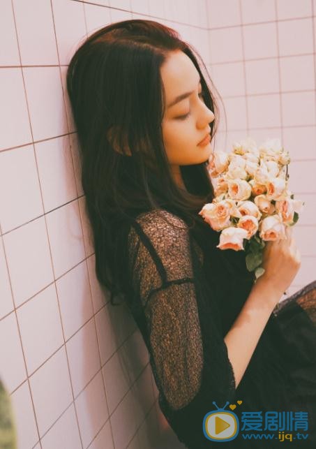 李诗颖花儿写真 李诗颖高清写真_李诗颖高清剧照