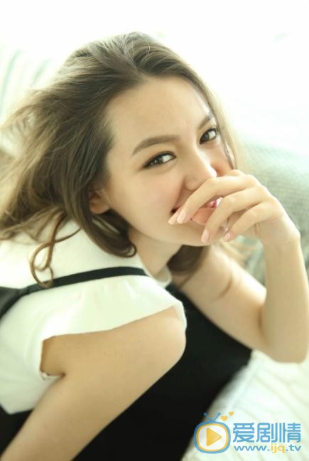 李诗颖气质写真 李诗颖高清写真_李诗颖高清剧照