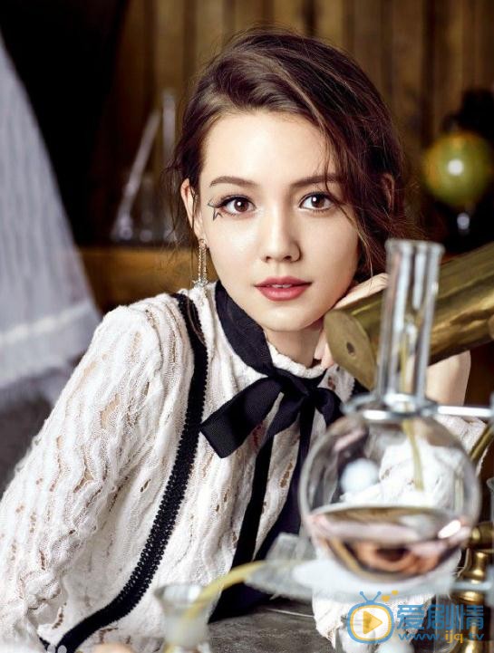 李诗颖黑白写真 李诗颖高清写真_李诗颖高清剧照