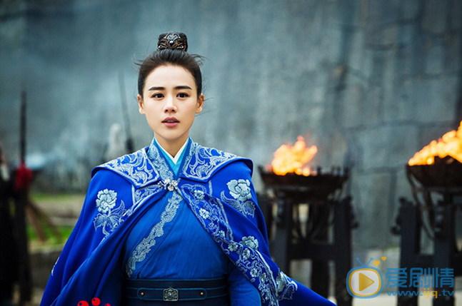  将军在上叶昭什么时候恢复女儿身？叶昭为什么女扮男装镇守边关？