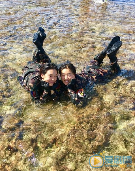 张颖片场照 张颖高清写真_张颖高清剧照