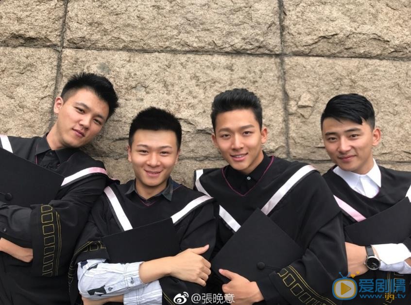 张晚意毕业照 张晚意高清写真_张晚意高清剧照