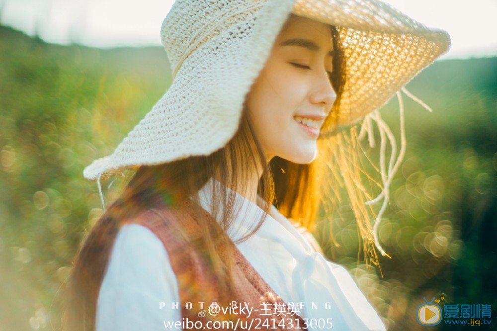 王瑛瑛风景照 王瑛瑛高清写真_王瑛瑛高清剧照