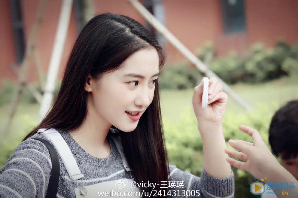 王瑛瑛校园照 王瑛瑛高清写真_王瑛瑛高清剧照
