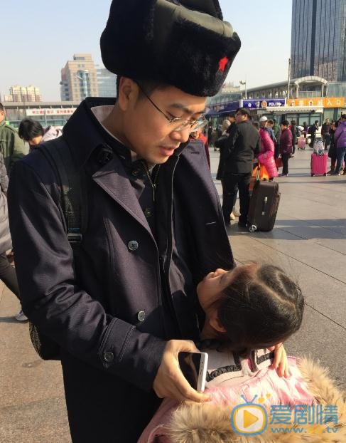 陈朵怡家人合照 陈朵怡高清写真_陈朵怡高清剧照