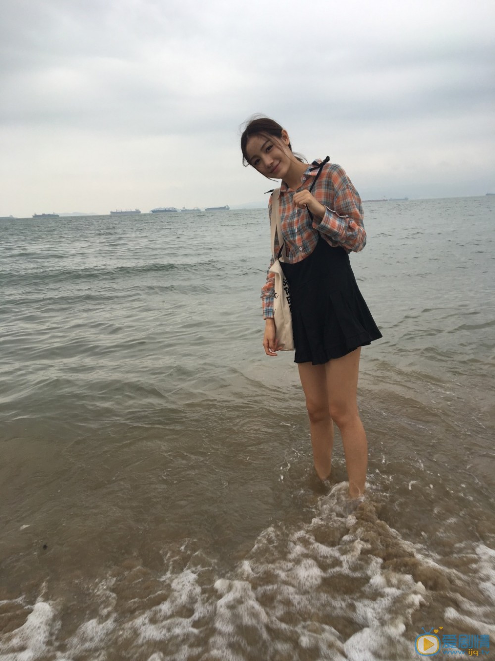 张南旅行照 张南高清写真_张南高清剧照