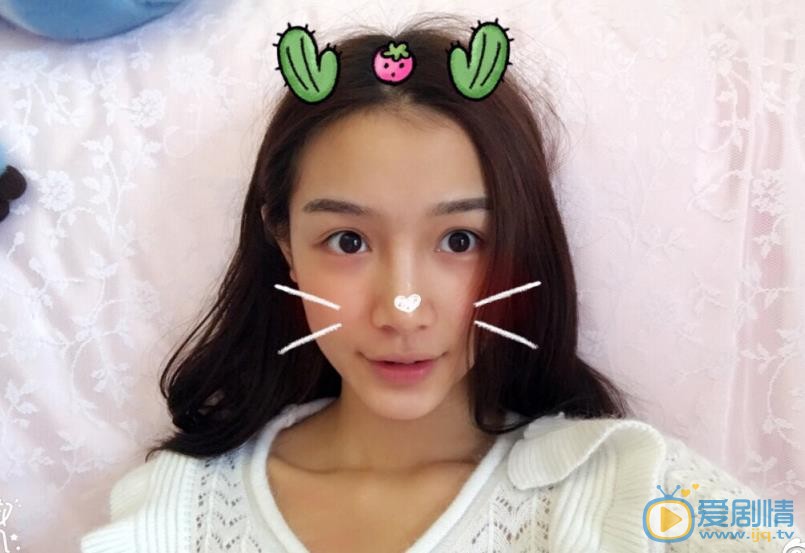 张南卖萌照 张南高清写真_张南高清剧照