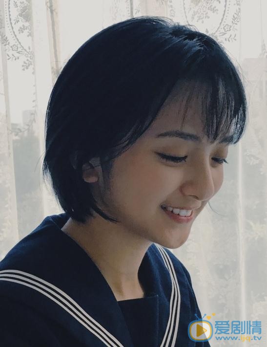 厉嘉琪制服写真 厉嘉琪高清写真_厉嘉琪高清剧照