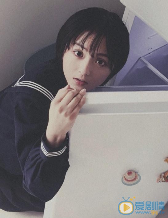 厉嘉琪制服写真 厉嘉琪高清写真_厉嘉琪高清剧照