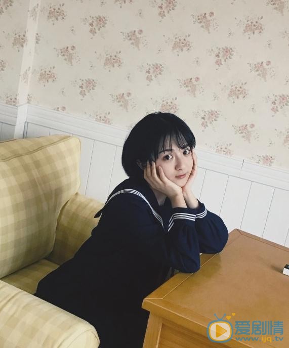 厉嘉琪制服写真 厉嘉琪高清写真_厉嘉琪高清剧照