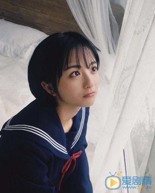 厉嘉琪制服写真 厉嘉琪高清写真_厉嘉琪高清剧照