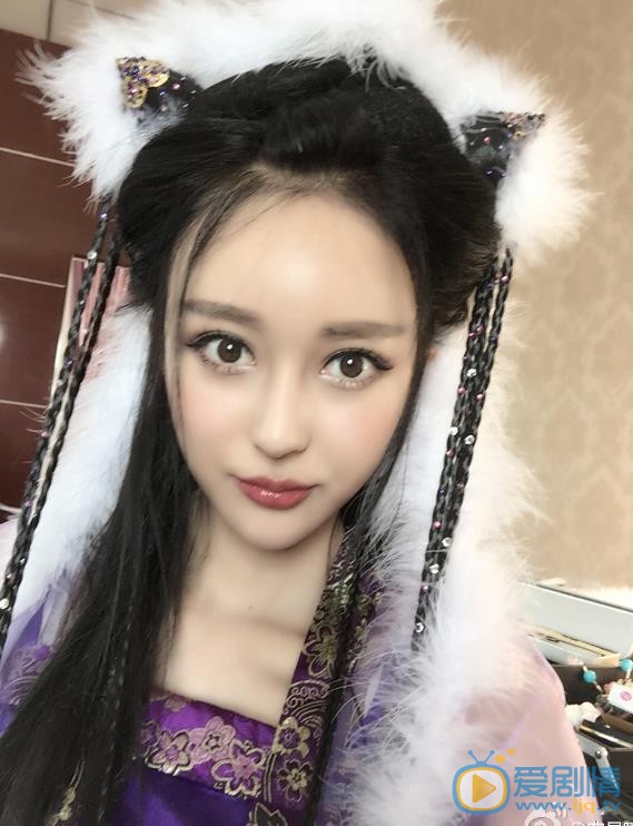 曲昱曈片场照 曲昱曈片场照