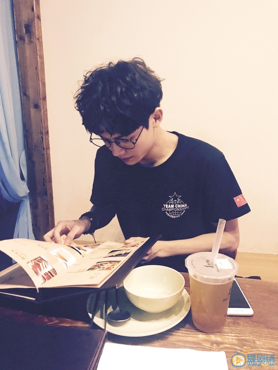李逸男生活照写真 李逸男高清写真_李逸男高清剧照