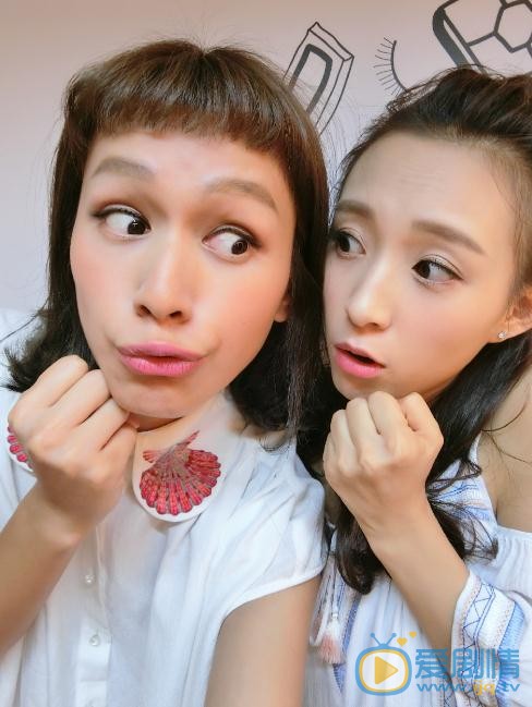 程慕轩与人合照 程慕轩高清写真_程慕轩高清剧照