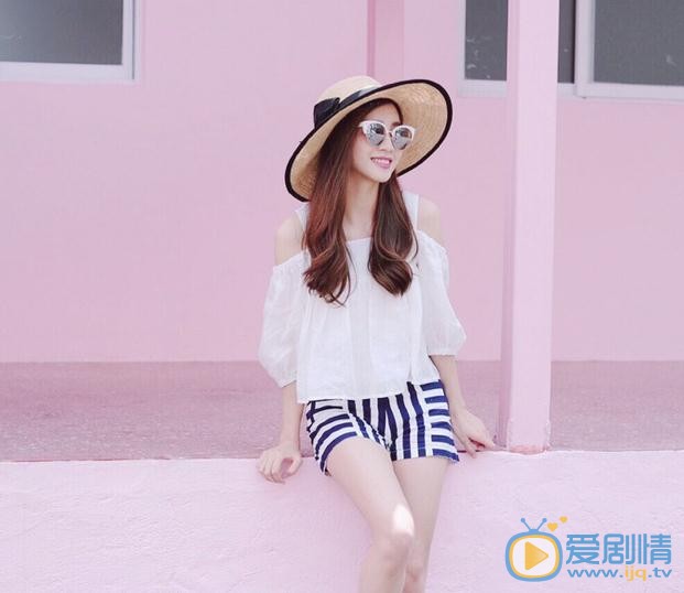 潘蕾亦粉色写真 潘蕾亦高清写真_潘蕾亦高清剧照