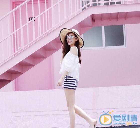 潘蕾亦粉色写真 潘蕾亦高清写真_潘蕾亦高清剧照