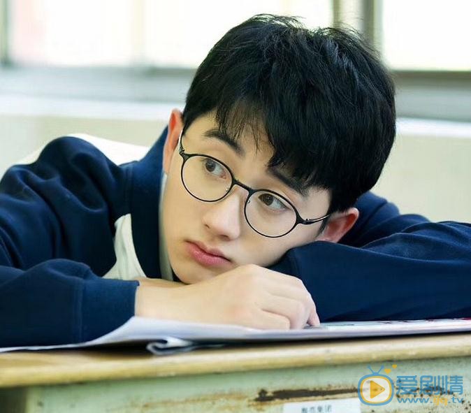 孙宁《致我们单纯的小美好》剧照 孙宁高清写真_孙宁高清剧照