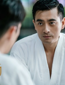 猎场中南国时创的总裁和曲闵京是什么关系，涂方至为什么一定要让曲闵京做CEO？