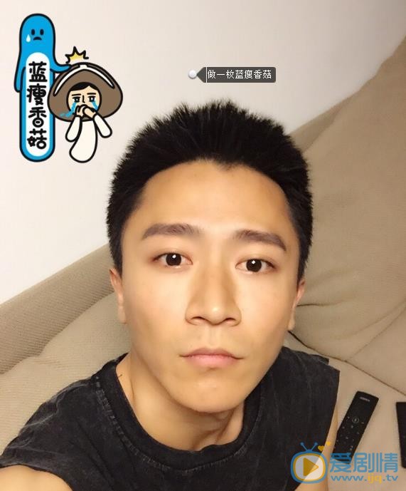 李冠明生活照 李冠明高清写真_李冠明高清剧照