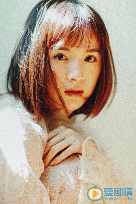 李依伊复古仙女写真 李依伊高清写真_李依伊高清剧照