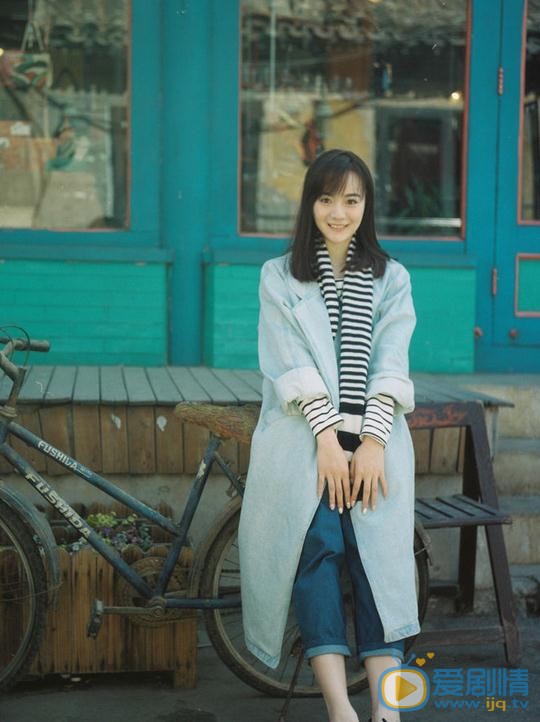 李依伊文艺气质写真 李依伊高清写真_李依伊高清剧照