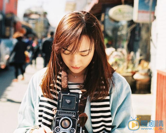 李依伊文艺气质写真 李依伊高清写真_李依伊高清剧照