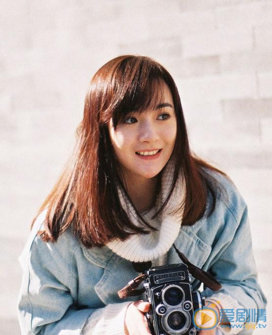 李依伊文艺气质写真 李依伊高清写真_李依伊高清剧照