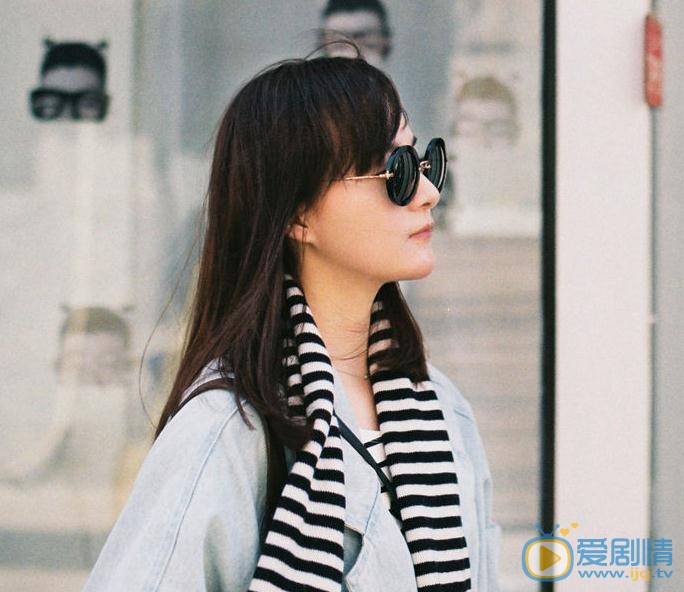 李依伊文艺气质写真 李依伊高清写真_李依伊高清剧照