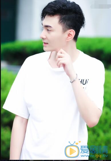 刘彤青春写真