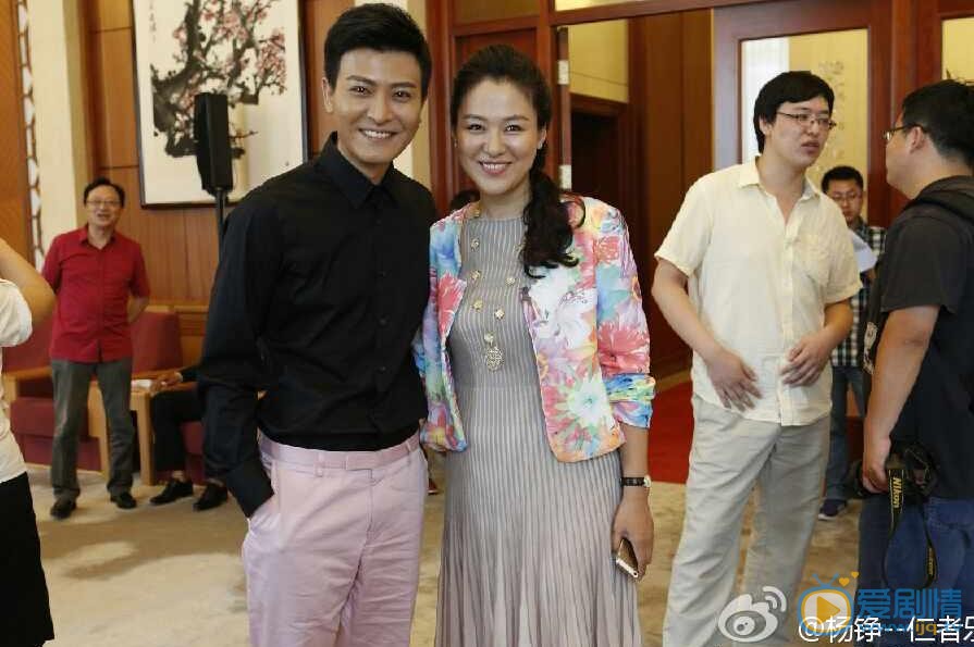 杨铮活动照 杨铮高清写真_杨铮高清剧照
