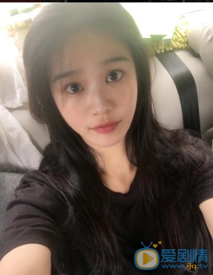 李君婕俏丽写真 李君婕高清写真_李君婕高清剧照