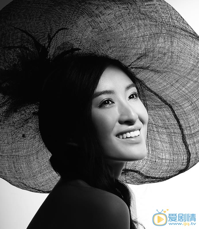 陆莹黑色戏写真 陆莹高清写真_陆莹高清剧照