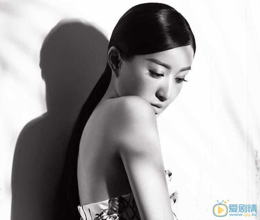 陆莹黑色戏写真 陆莹高清写真_陆莹高清剧照
