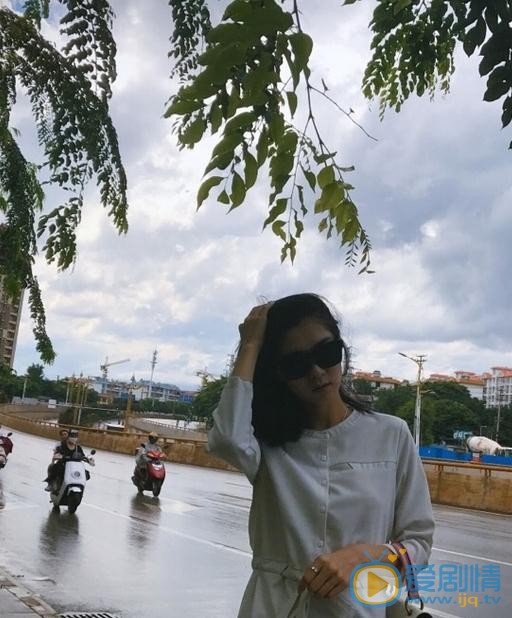 奚美丽生活照 奚美丽高清写真_奚美丽高清剧照