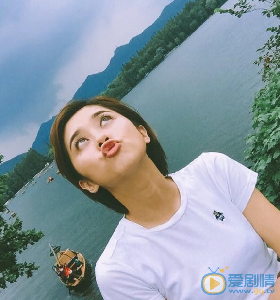 奚美丽街拍写真 奚美丽高清写真_奚美丽高清剧照