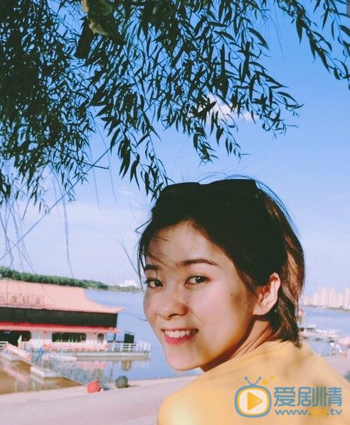 奚美丽街拍写真 奚美丽高清写真_奚美丽高清剧照